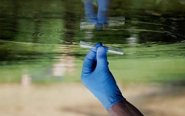 Análisis de PFAS en la naturaleza